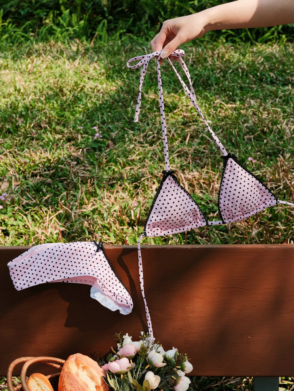 Biquíni Halter Poá Rendado Valentina Privée | Estilo Retrô Vintage Premium