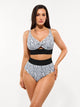 Conjunto de biquíni de cintura alta com detalhes Boho e controle de barriga