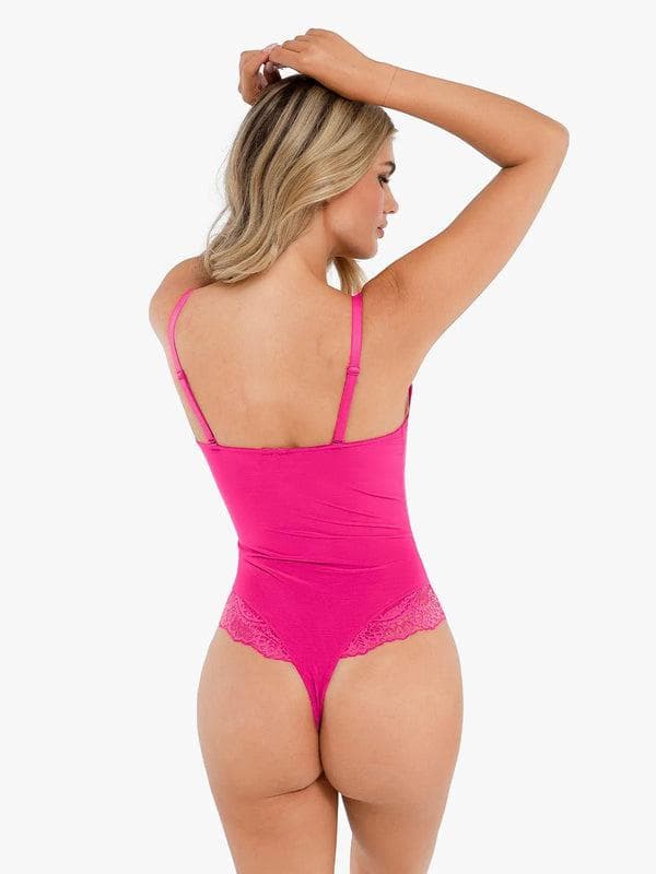 Body Modelador Rendado com Decote V Profundo | Tanga